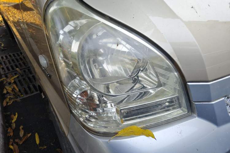Used Wuling Rongguang 2017 1.5L Extended Basic Version Right Front Headlight