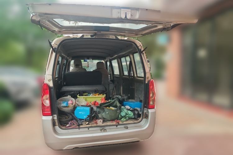 Used Wuling Rongguang 2017 1.5L Extended Basic Version Trunk