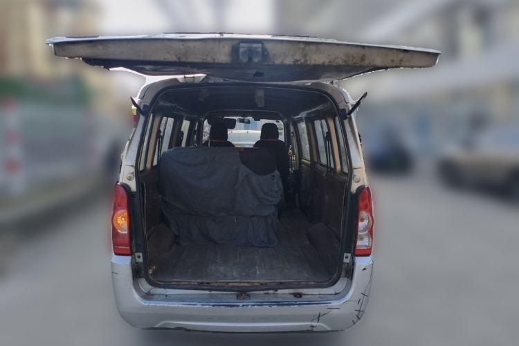 Used Wuling Rongguang 2017 1.5L Extended Basic Version Trunk