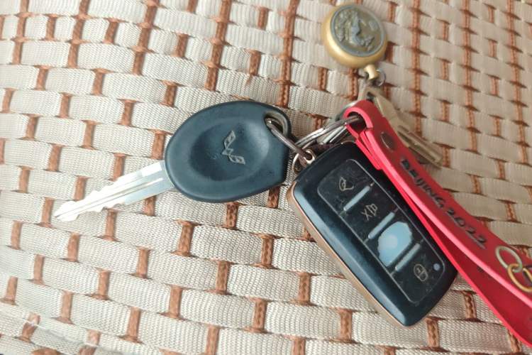 Used Wuling Rongguang 2017 1.5L Extended Basic Version Vehicle Key