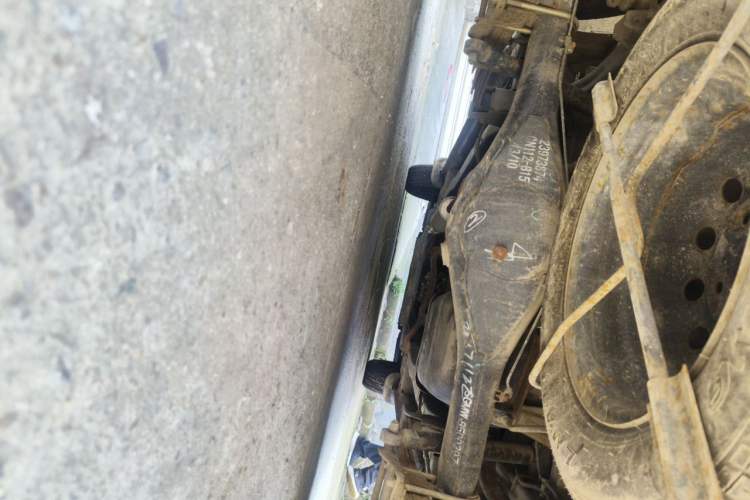 Used Wuling Rongguang  Chassis Rear