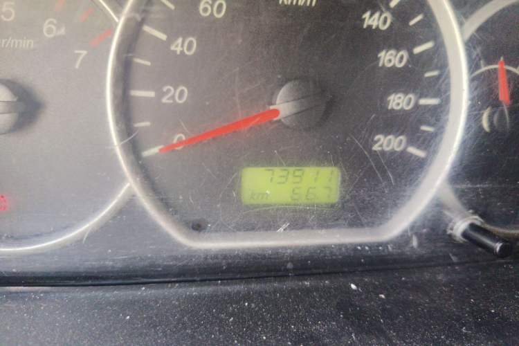 Used Wuling Rongguang  Odometer Close Up