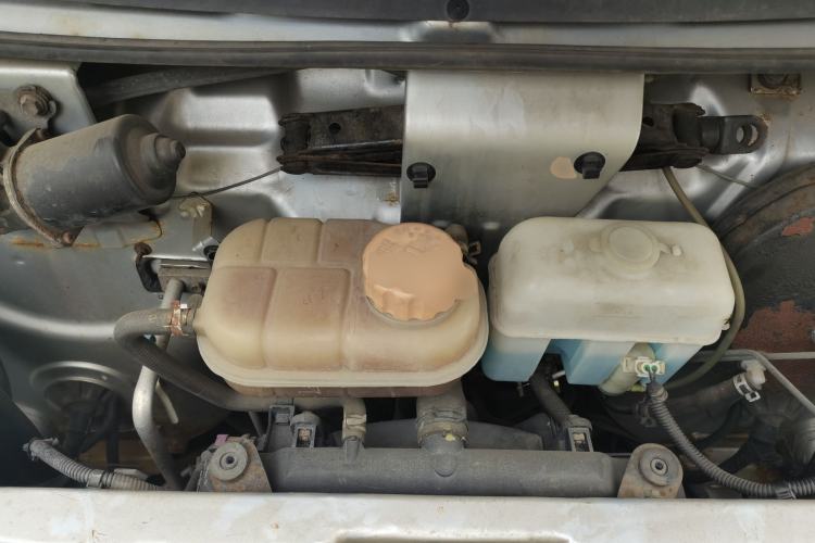 Used Wuling Rongguang  Engine Bay