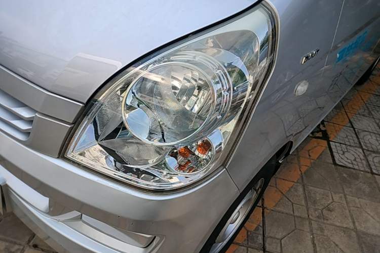 Used Wuling Rongguang  Left Front Headlight