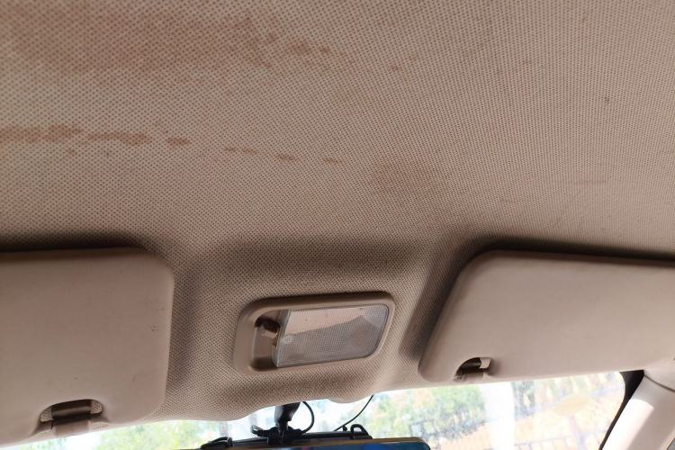 Used Wuling Rongguang  Headliner