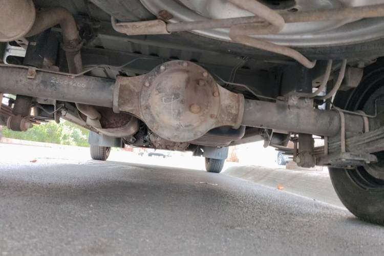 Used Wuling Rongguang 2019 1.5L Extended Basic Version Chassis Rear