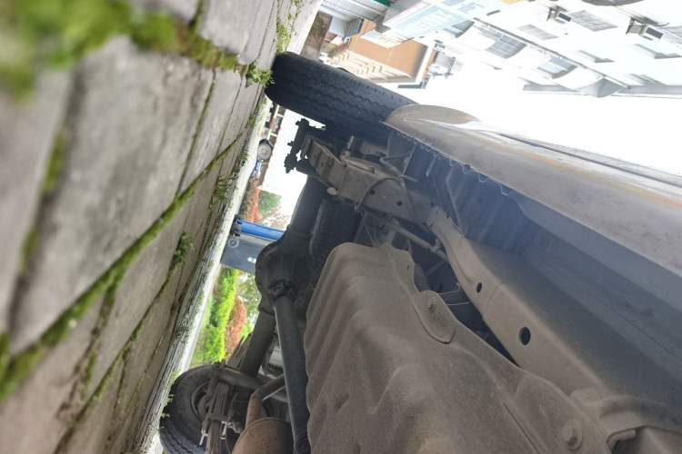 Used Wuling Rongguang 2019 1.5L Extended-Body Van Base Model with 5 Seats Chassis Rear Right