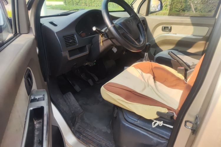 Used Wuling Rongguang 2019 1.5L S Base Version Driver Seat