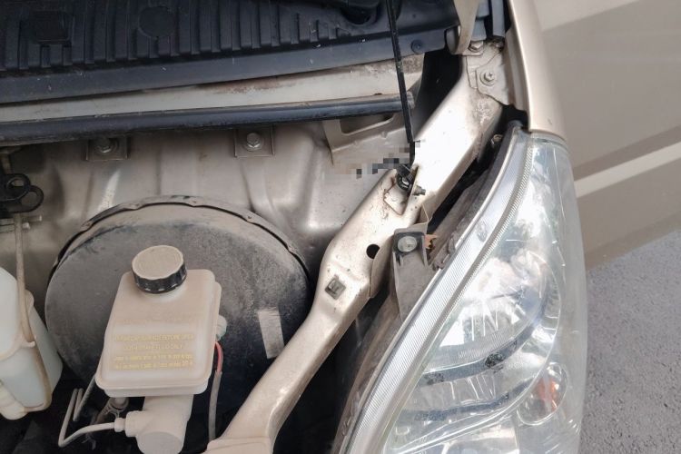 Used Wuling Rongguang 2019 1.5L Extended Basic Version Engine Bay Left