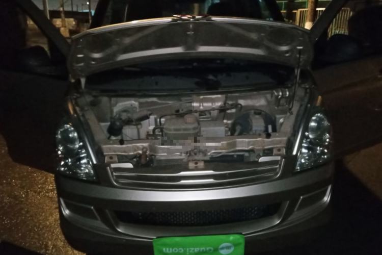 Used Wuling Rongguang 2019 1.2L S Base Model Engine Bay