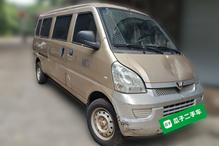 Used Wuling Rongguang 2019 1.5L Extended Basic Version Front Right 45 Deg