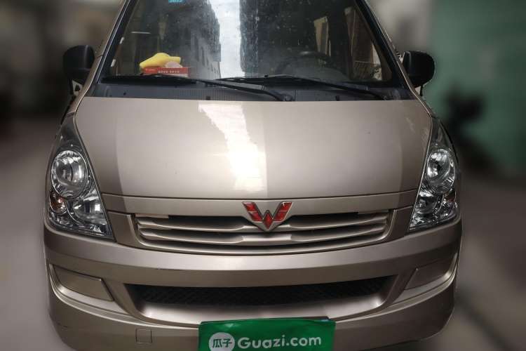 Used Wuling Rongguang 2019 1.2L S Van Standard Model with 5 Seats Front
