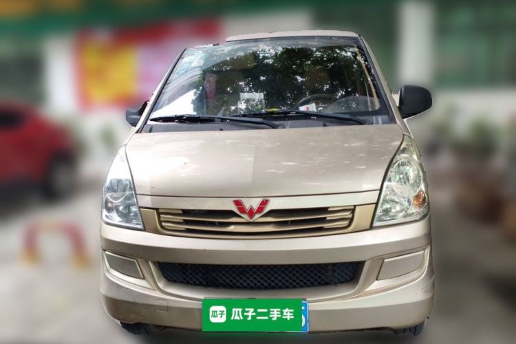 Used Wuling Rongguang 2019 1.2L S Van Standard Model with 5 Seats Front