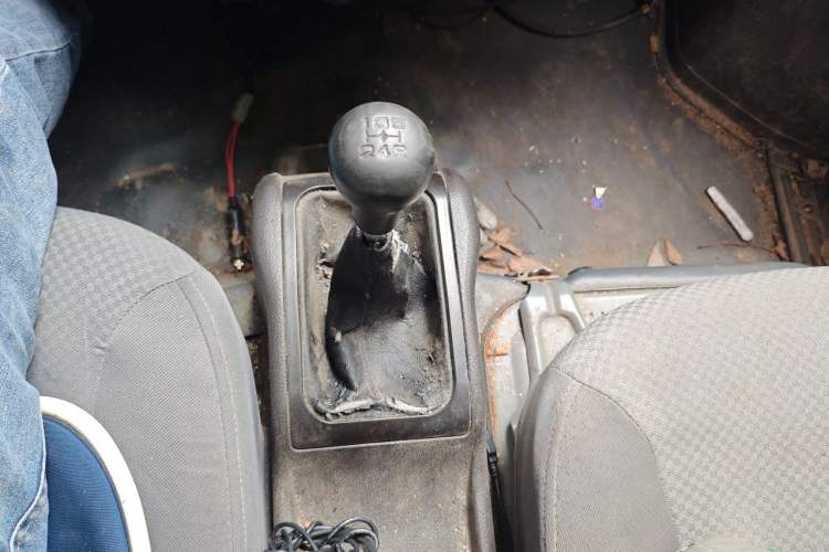 Used Wuling Rongguang 2019 1.5L Extended Basic Version Gear Lever