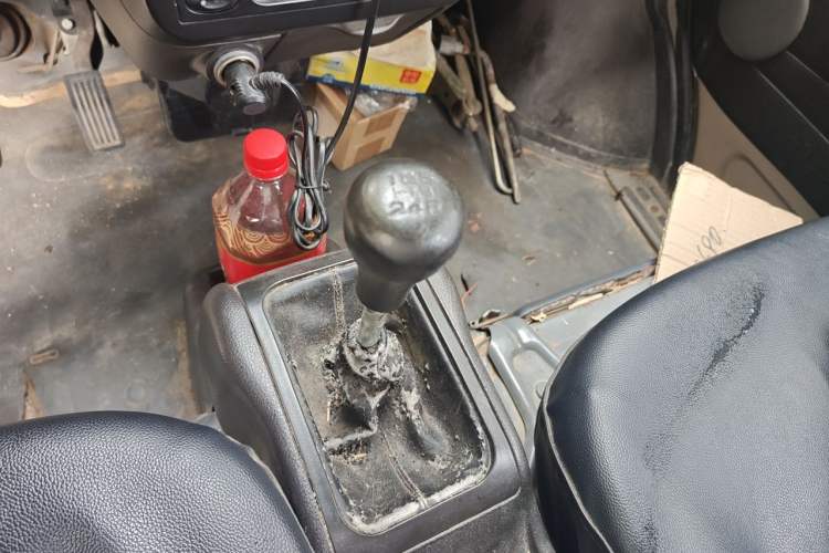 Used Wuling Rongguang 2019 1.5L Extended Basic Version Gear Lever