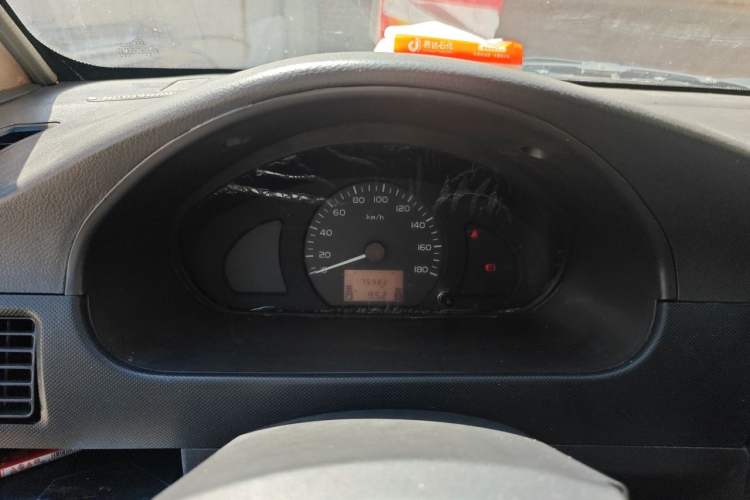 Used Wuling Rongguang 2019 1.5L Extended-Body Van Base Model with 2 Seats Instrument Cluster