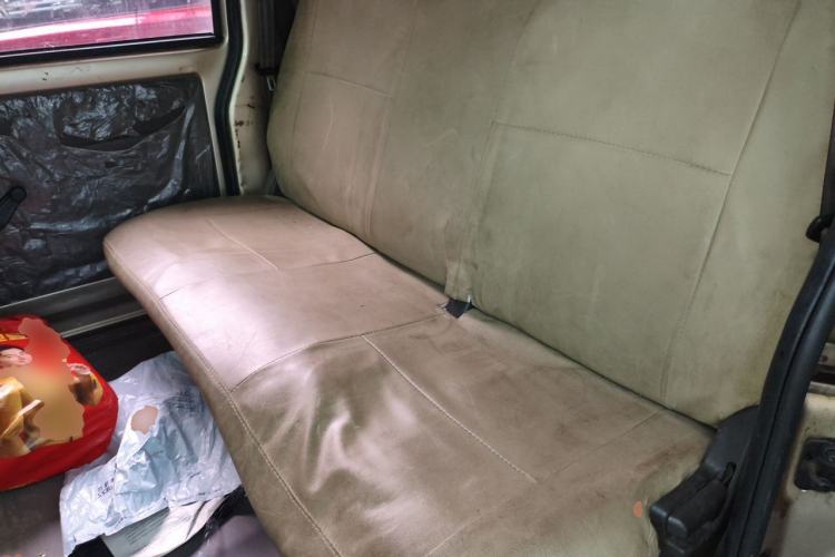 Used Wuling Rongguang 2019 1.2L S Van Standard Model with 5 Seats Left Rear Seat