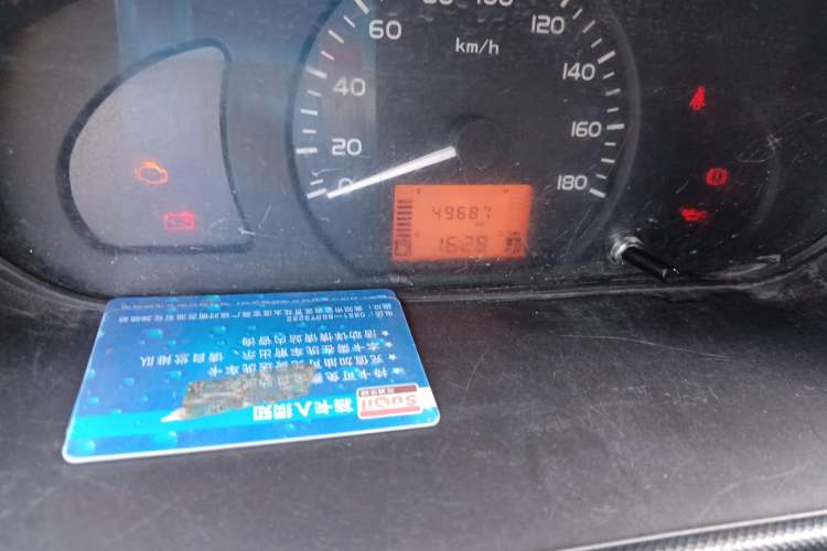 Used Wuling Rongguang 2019 1.5L Extended-Body Van Base Model with 2 Seats Odometer Close Up