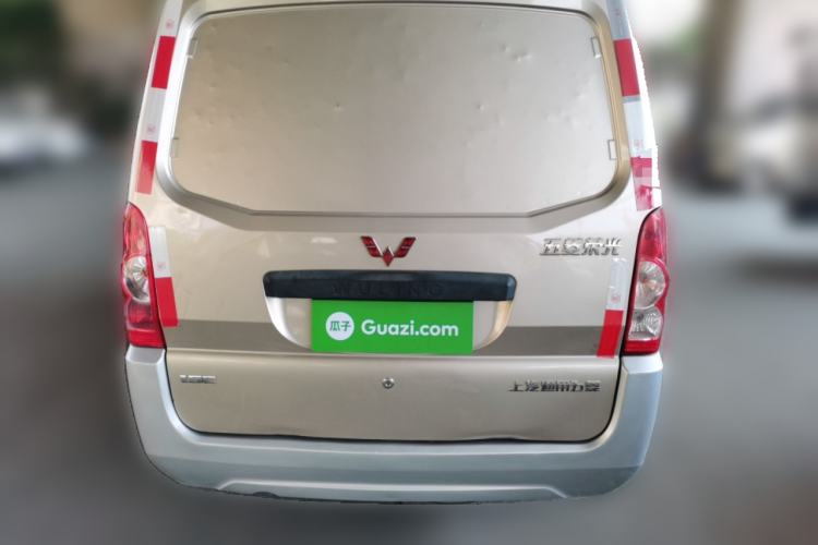 Used Wuling Rongguang 2019 1.5L Extended-Body Van Base Model with 5 Seats Rear