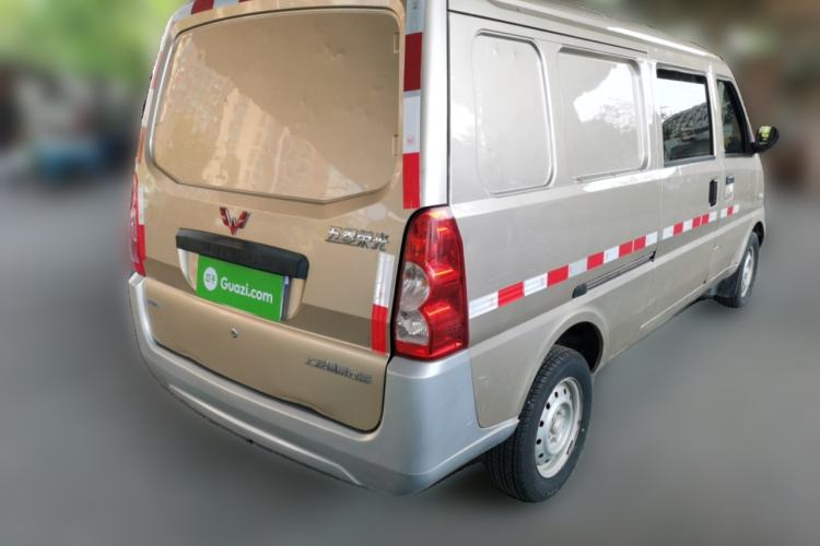 Used Wuling Rongguang 2019 1.5L Extended-Body Van Base Model with 5 Seats Rear Right 45 Deg