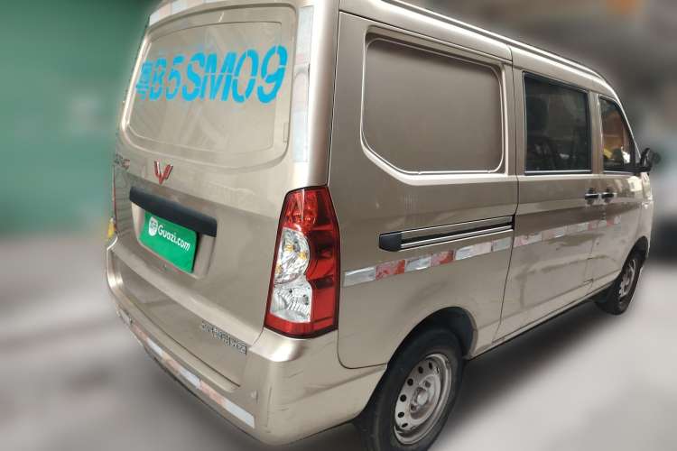Used Wuling Rongguang 2019 1.2L S Van Standard Model with 5 Seats Rear Right 45 Deg