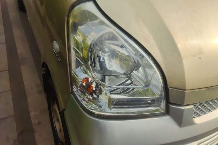 Used Wuling Rongguang 2019 1.5L S Base Version Right Front Headlight