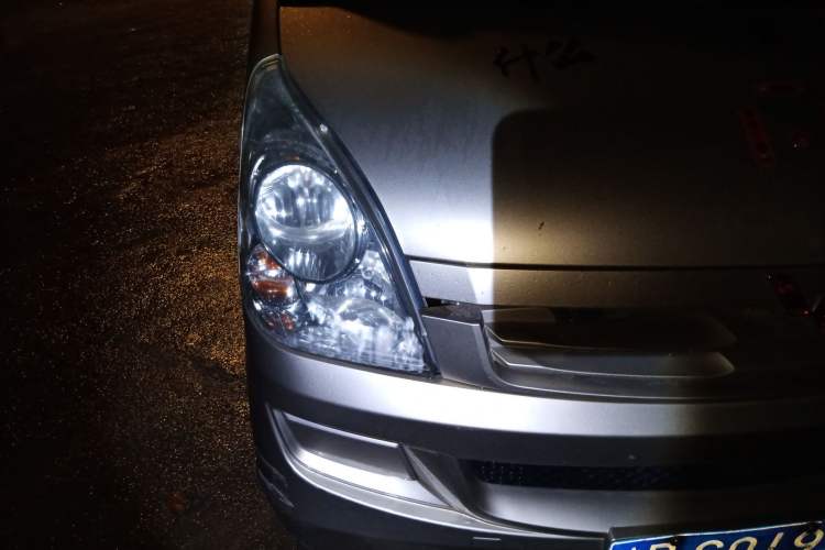 Used Wuling Rongguang 2019 1.2L S Base Model Right Front Headlight