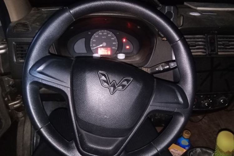 Used Wuling Rongguang 2019 1.2L S Base Model Steering Wheel