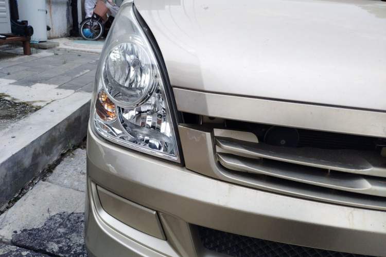 Used Wuling Rongguang  Right Front Headlight