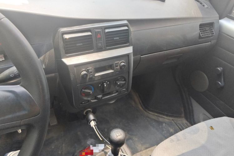 Used Wuling Rongguang 2019 1.5L Extended-Body Van Base Model with 2 Seats Audio And AC Panel