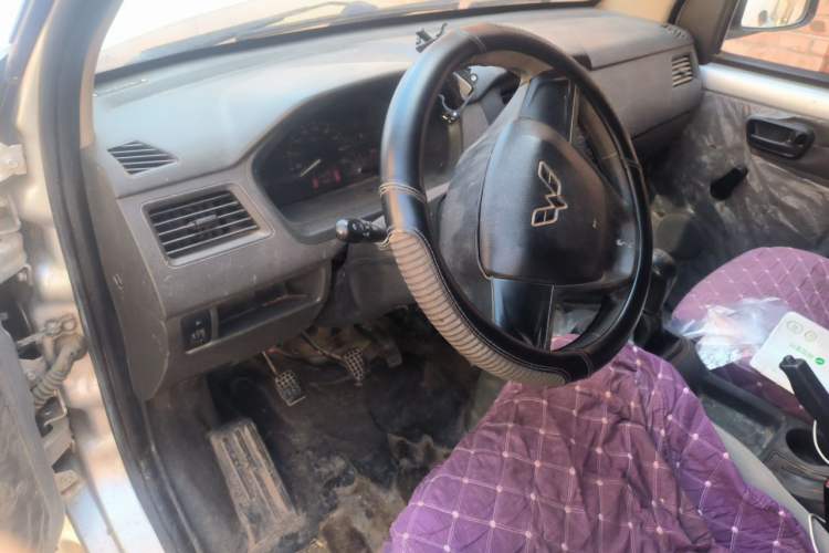 Used Wuling Rongguang  Center Console