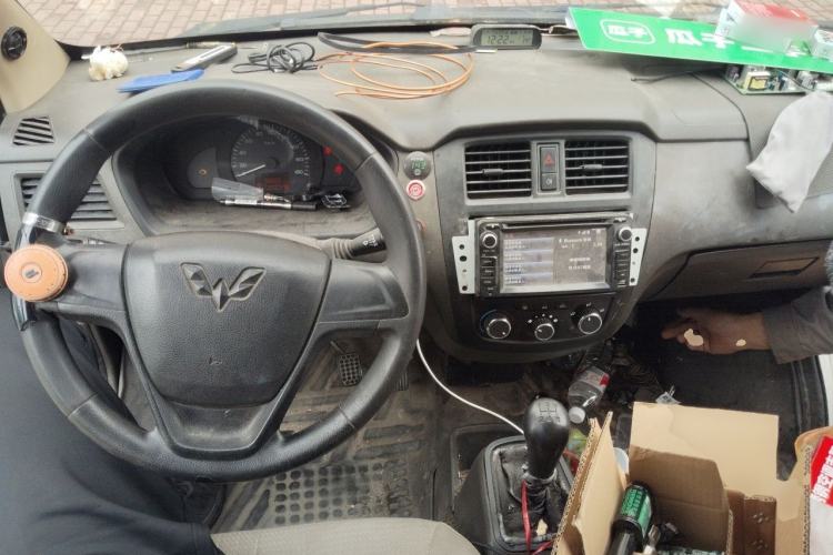 Used Wuling Rongguang 2019 1.2L S Van Utility Model with 2 Seats Center Console