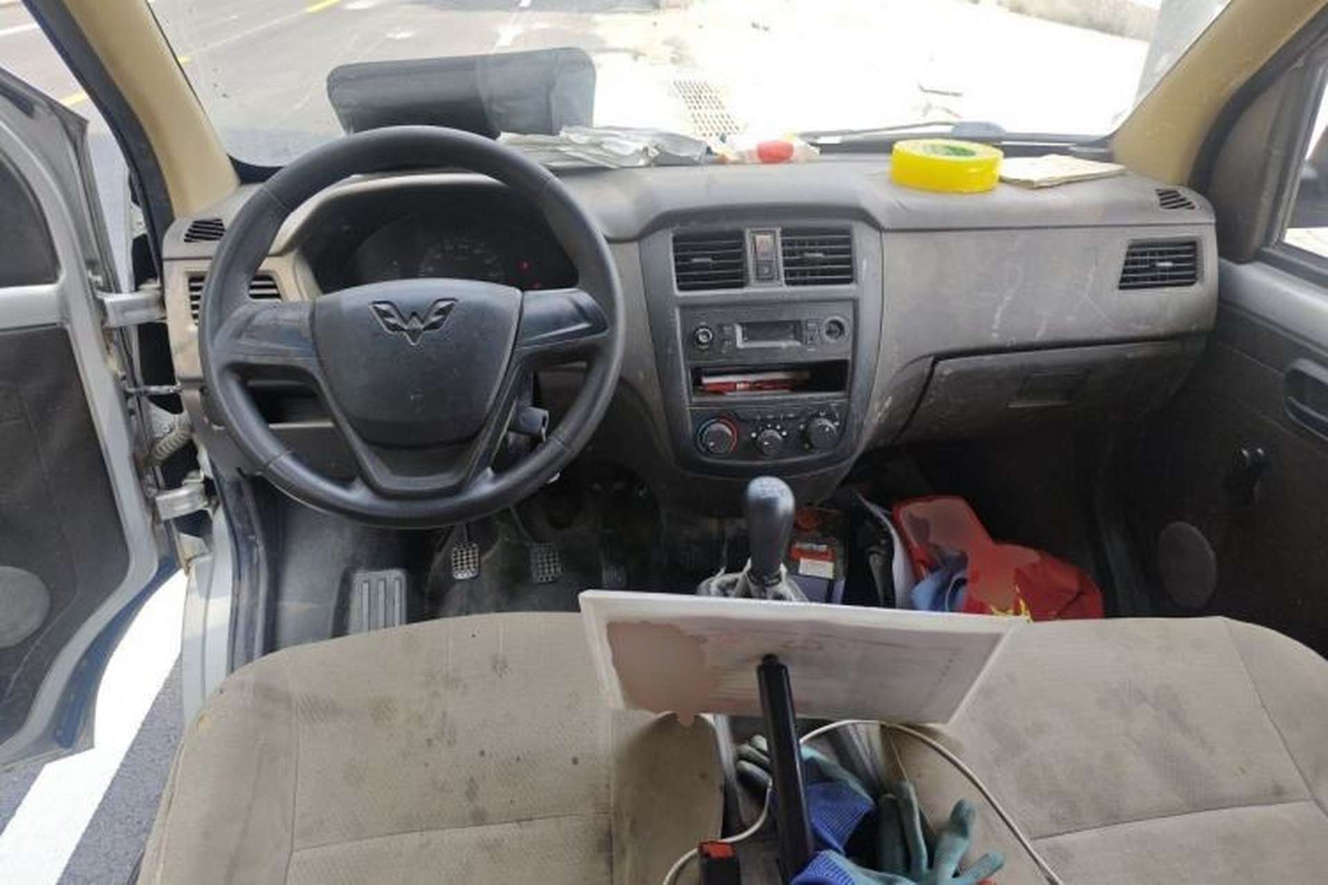 Used Wuling Rongguang 2019 1.2L S Van Standard Model with 5 Seats Center Console