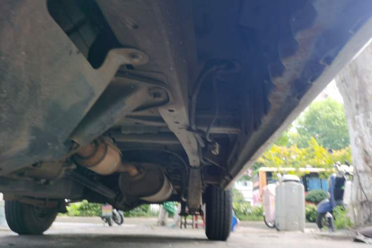Used Wuling Rongguang 2019 1.2L S Van Utility Model with 2 Seats Chassis Front Left