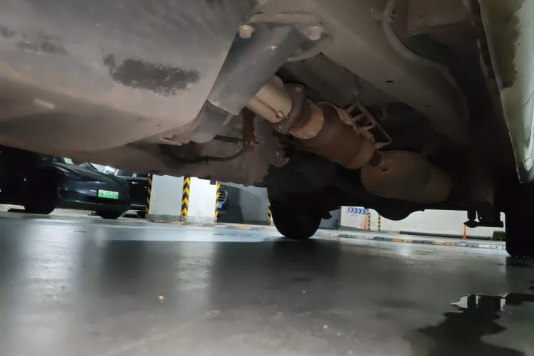 Used Wuling Rongguang 2019 1.5L Extended-Body Van Base Model with 2 Seats Chassis Front Left