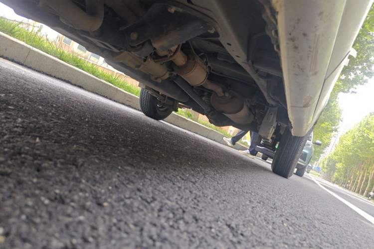 Used Wuling Rongguang 2019 1.2L S Van Standard Model with 5 Seats Chassis Front Left