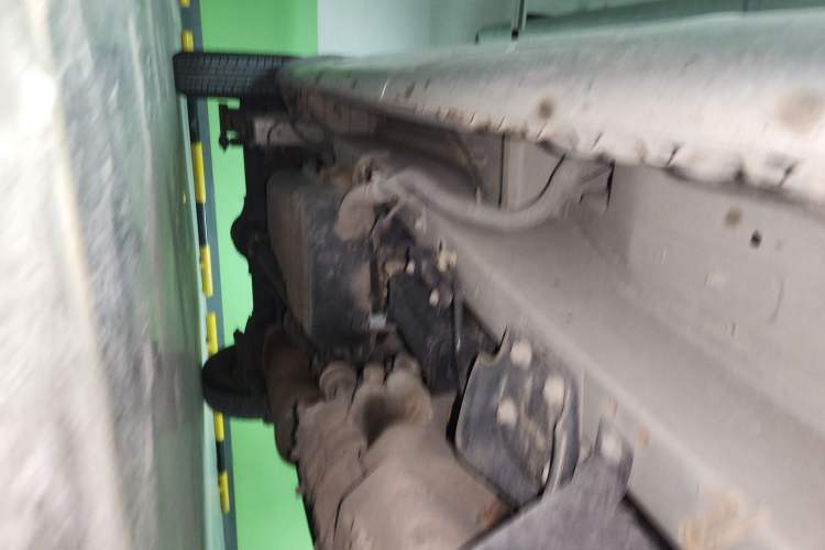 Used Wuling Rongguang 2019 1.5L Extended-Body Van Base Model with 2 Seats Chassis Front Right