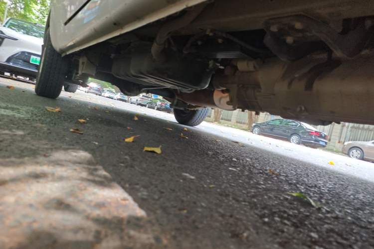 Used Wuling Rongguang 2019 1.5L Extended Basic Version Chassis Front Right
