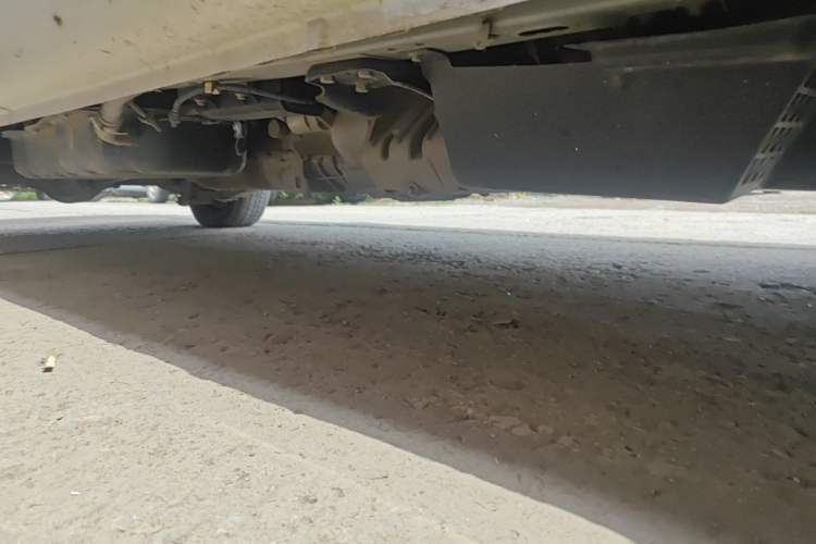 Used Wuling Rongguang 2019 1.5L Extended Basic Version Chassis Front Right