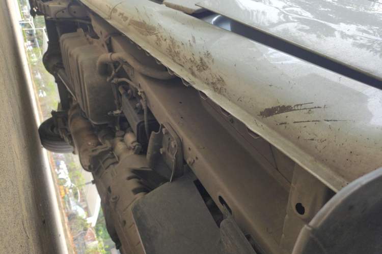 Used Wuling Rongguang 2019 1.5L Extended-Body Van Base Model with 2 Seats Chassis Front Right