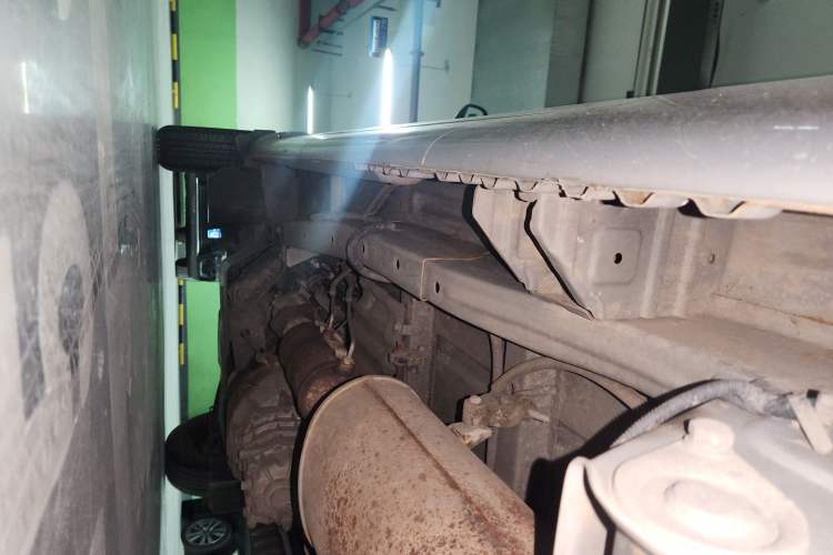 Used Wuling Rongguang 2019 1.5L Extended-Body Van Base Model with 2 Seats Chassis Rear Left