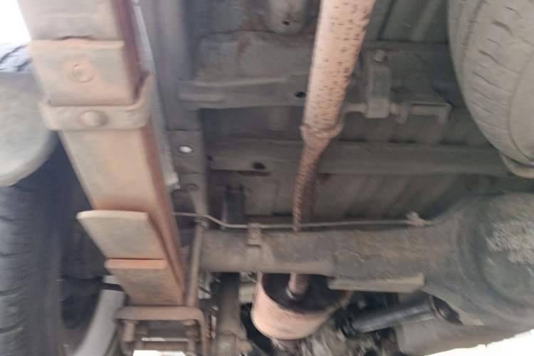 Used Wuling Rongguang 2019 1.2L S Standard Model Chassis Rear Left