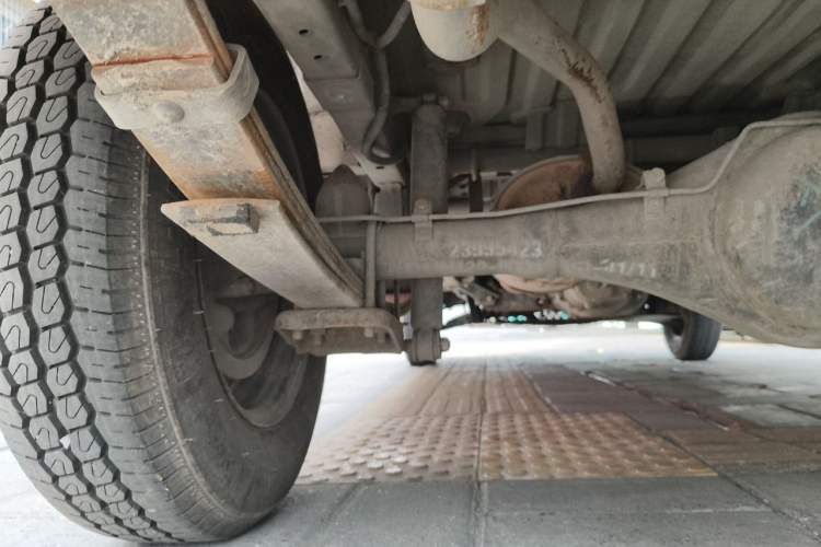 Used Wuling Rongguang 2019 1.2L S Van Utility Model with 2 Seats Chassis Rear Left