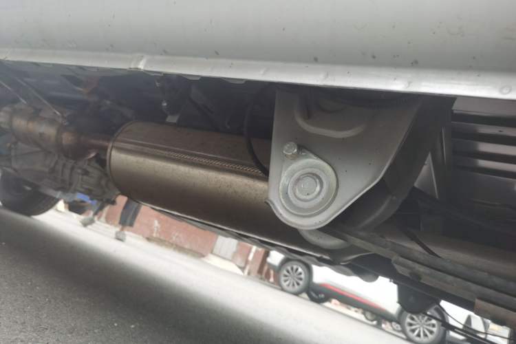 Used Wuling Rongguang 2019 1.5L Extended Basic Version Chassis Rear Left