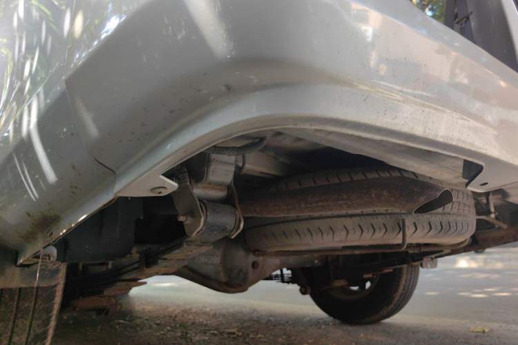 Used Wuling Rongguang 2019 1.5L S Standard Edition Chassis Rear Left