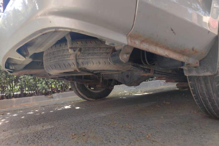 Used Wuling Rongguang 2019 1.5L S Standard Edition Chassis Rear Right