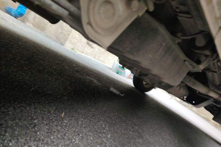 Used Wuling Rongguang 2019 1.5L S Standard Edition Chassis Rear Right