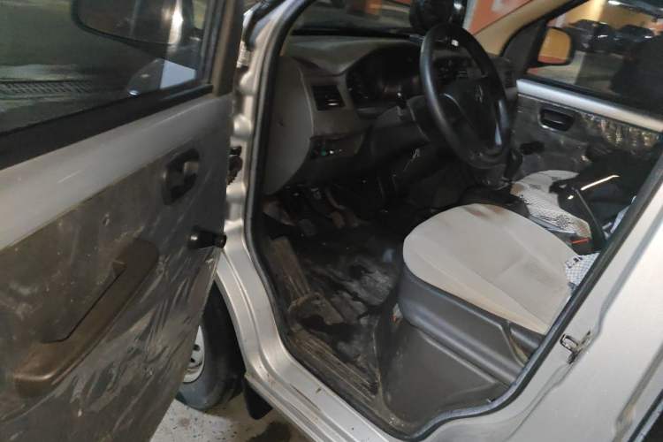 Used Wuling Rongguang 2019 1.2L S Base Model Driver Seat