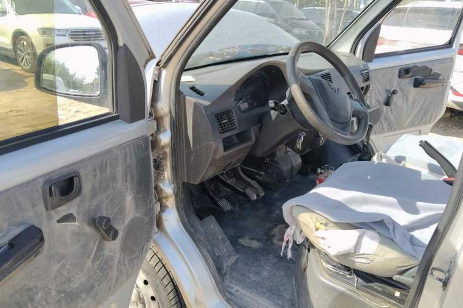 Used Wuling Rongguang 2019 1.5L Extended Basic Version Driver Seat