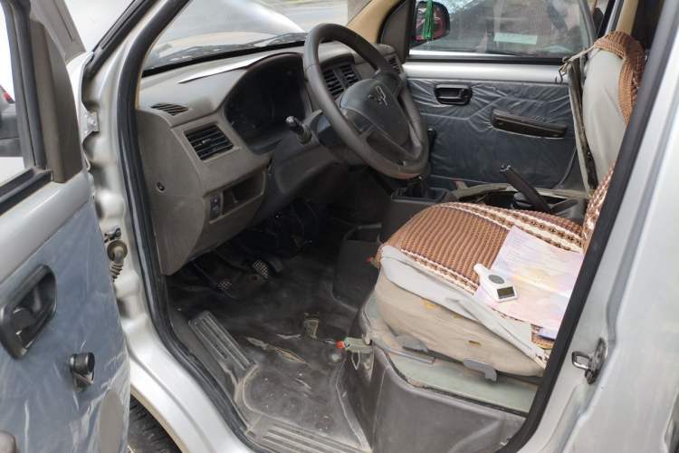 Used Wuling Rongguang 2019 1.2L S Base Model Driver Seat